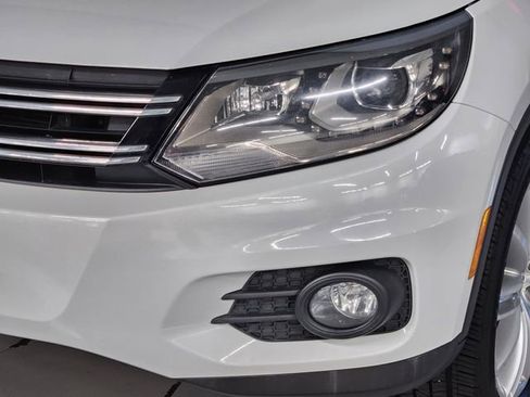 Used 2016 Volkswagen Tiguan SE FWD image 12