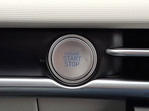 New 2026 Hyundai Tucson SE image 9