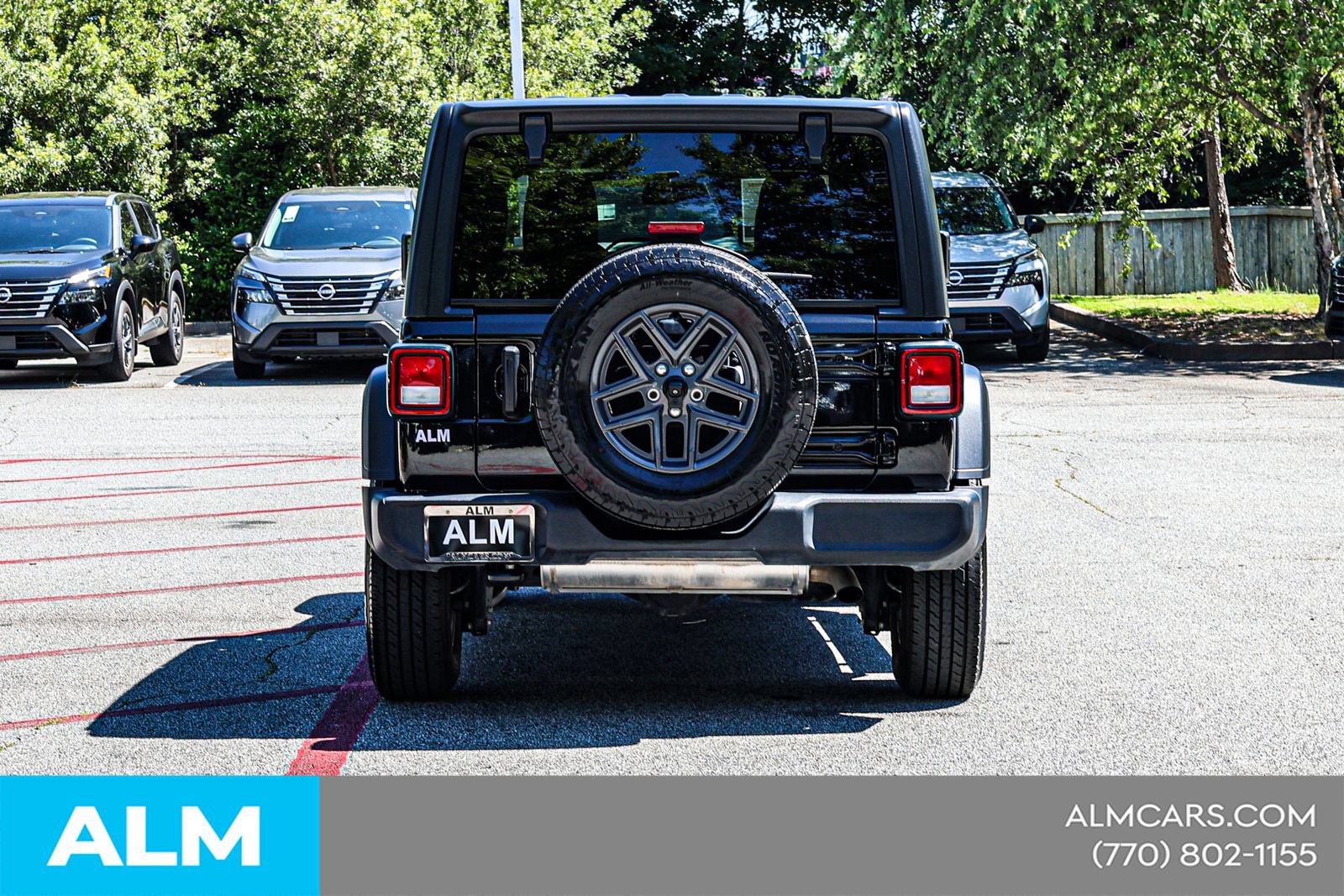 Used 2024 Jeep Wrangler Unlimited Sport AWD/4WD image 12