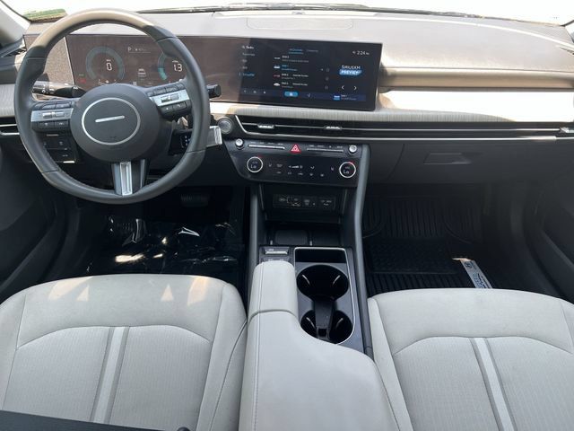 Certified 2025 Hyundai Sonata SEL FWD image 17