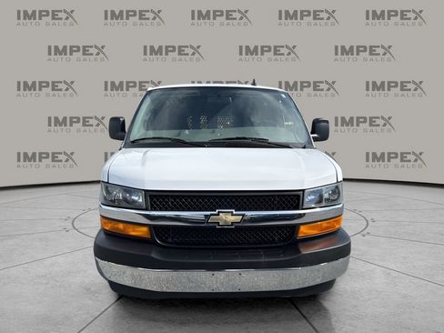 Used 2023 Chevrolet Express 2500 w/ Driver Convenience Package image 8