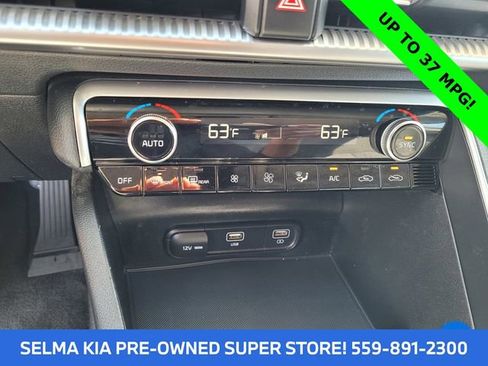 Used 2021 Kia K5 LXS image 19