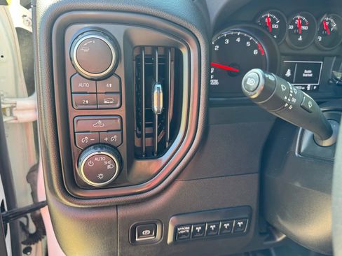 Used 2023 Chevrolet Silverado 1500 W/T image 10