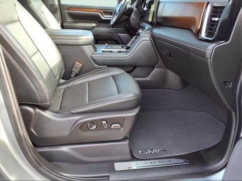 Used 2024 GMC Sierra 2500 Denali w/ Technology Package image 20