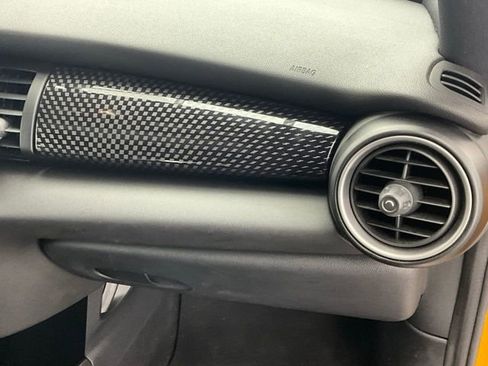 Used 2014 MINI Cooper S image 10