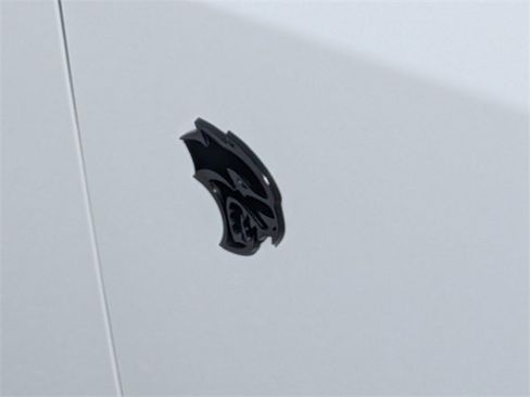 Used 2016 Dodge Challenger SRT Hellcat image 12