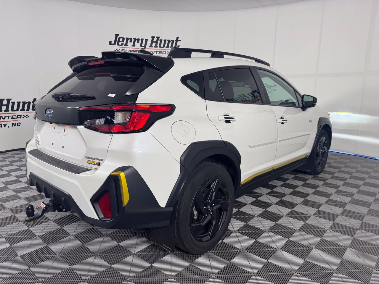 Used 2024 Subaru Crosstrek 2.5i Sport AWD/4WD image 7