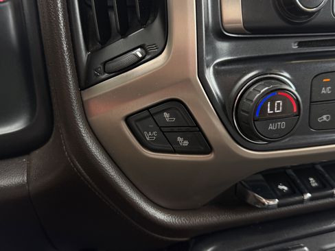 Used 2015 GMC Sierra 2500 Denali AWD/4WD image 22