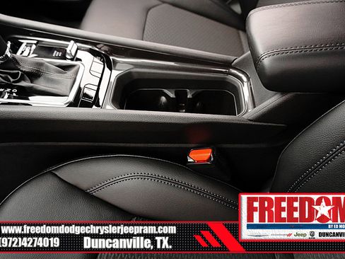 New 2026 Jeep Compass Latitude image 35