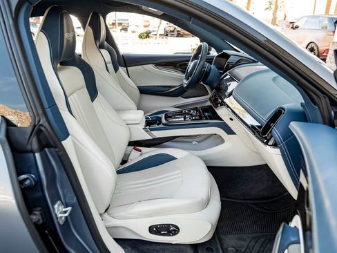 Used 2025 Aston Martin DBX 707 image 26