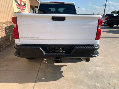Used 2024 Chevrolet Silverado 2500 W/T AWD/4WD image 17