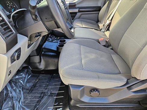 Used 2018 Ford F150 XLT image 14
