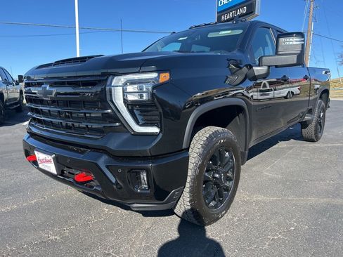 New 2026 Chevrolet Silverado 2500 LT w/ Trail Boss Package AWD/4WD image 1