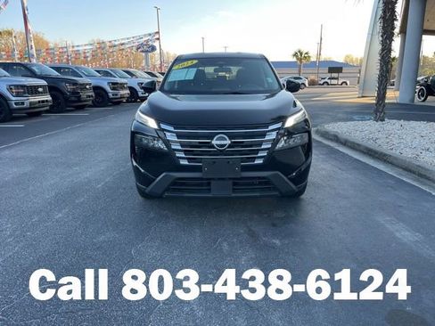Used 2024 Nissan Rogue SV image 34
