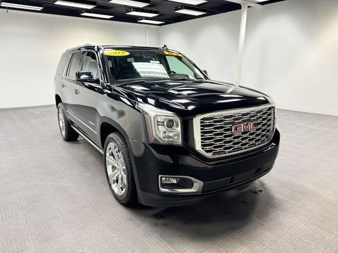 Used 2019 GMC Yukon Denali image 8