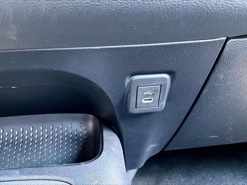 Used 2024 Toyota Corolla SE FWD image 25