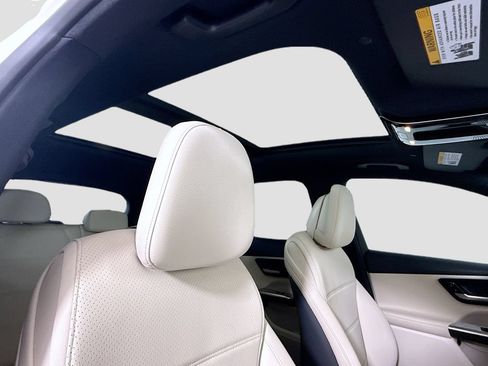 Certified 2026 Mercedes-Benz GLC 300 image 18