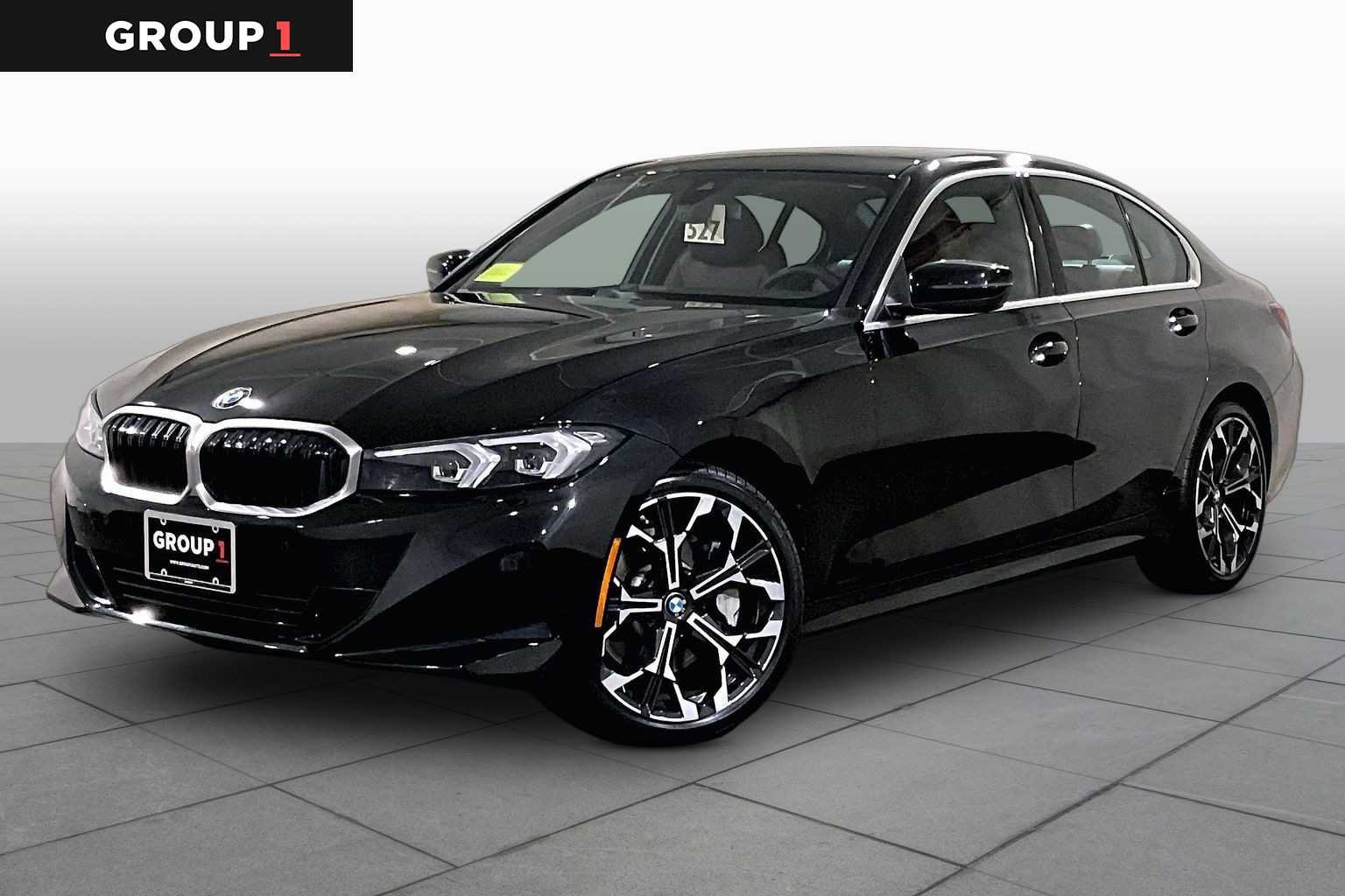 Used 2025 BMW 330i xDrive Sedan w/ Premium Package AWD/4WD image 1