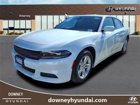Used 2022 Dodge Charger SXT image 1