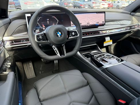 New 2026 BMW 740i w/ Premium Package image 28