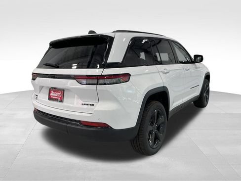 New 2025 Jeep Grand Cherokee Limited w/ Black Appearance Package AWD/4WD image 5