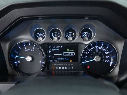 Used 2015 Ford F250 Platinum w/ FX4 Off-Road Package AWD/4WD image 38