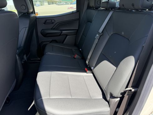 New 2026 Chevrolet Colorado Trail Boss AWD/4WD image 10
