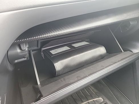 Used 2024 Subaru Crosstrek 2.0i Premium image 28