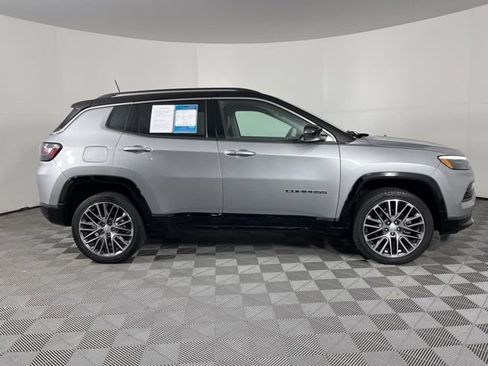 Used 2022 Jeep Compass Limited w/ Elite Group AWD/4WD image 12