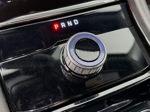 Used 2023 Jeep Grand Cherokee L Laredo image 18