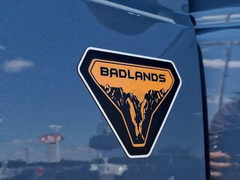 Used 2024 Ford Bronco Badlands AWD/4WD image 31