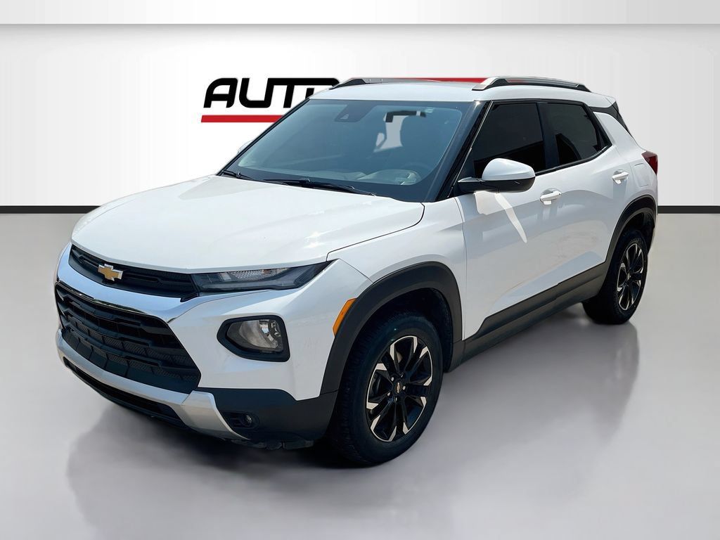 Used 2021 Chevrolet TrailBlazer LT AWD/4WD image 3