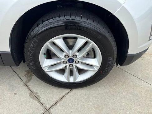 Used 2016 Ford Edge SEL w/ Equipment Group 201A AWD/4WD image 9