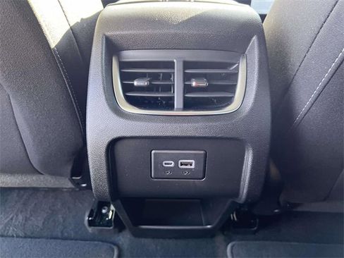 Certified 2025 Chevrolet Blazer LT w/ Convenience Package image 16