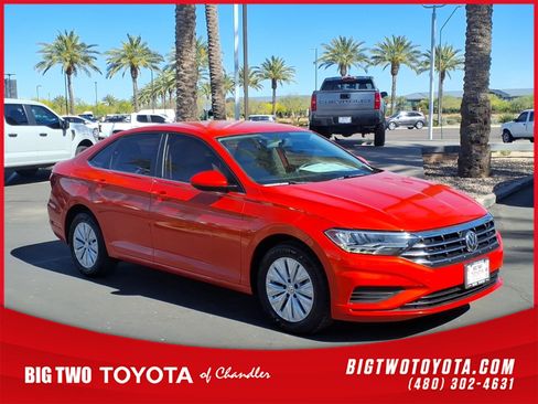 Used 2019 Volkswagen Jetta S image 1