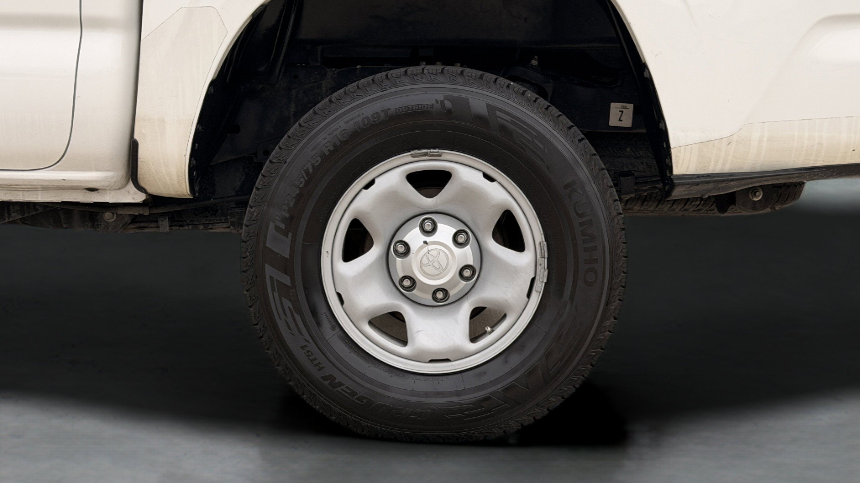 Used 2022 Toyota Tacoma SR5 RWD image 11