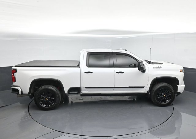Used 2024 Chevrolet Silverado 3500 High Country w/ High Country Premium Package AWD/4WD image 46