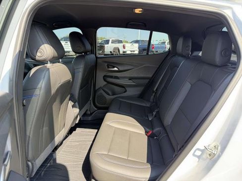 Used 2024 Buick Envista Sport Touring w/ Convenience I Package image 12