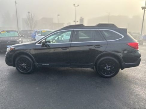 Used 2019 Subaru Outback 2.5i Premium w/ Protection Package #1 image 10