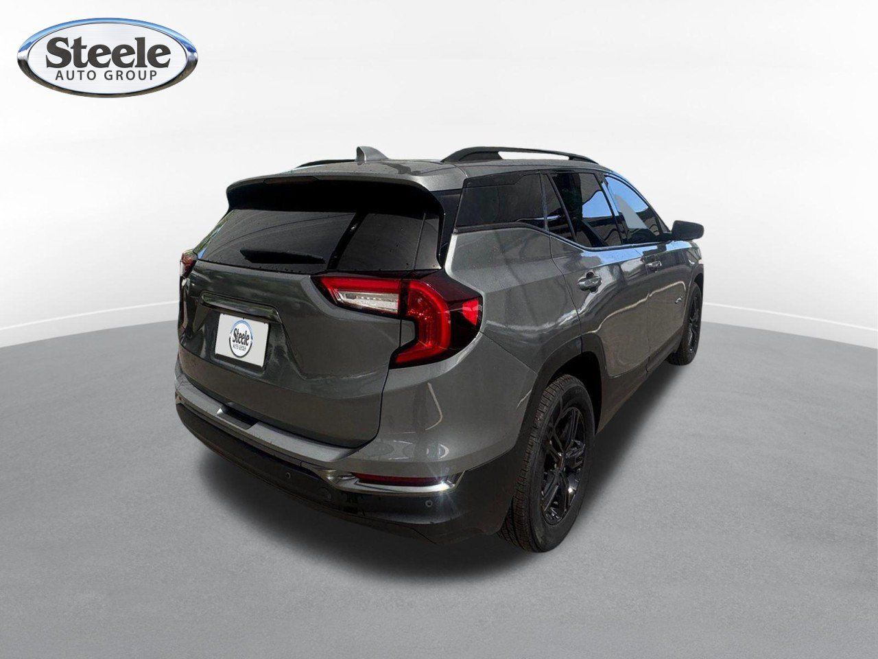 Used 2024 GMC Terrain AT4 w/ Tech Package AWD/4WD image 5