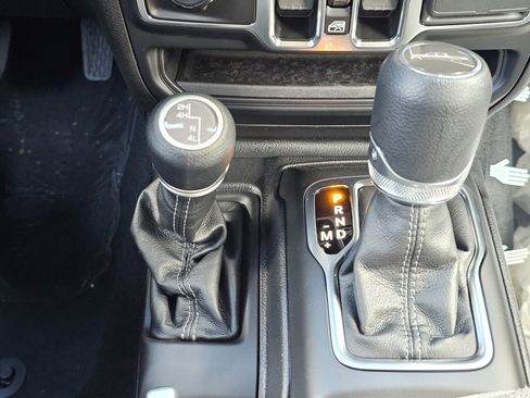 New 2026 Jeep Gladiator Sport image 14