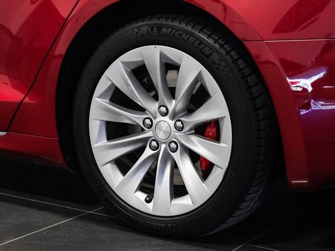 Used 2018 Tesla Model S P100D image 57