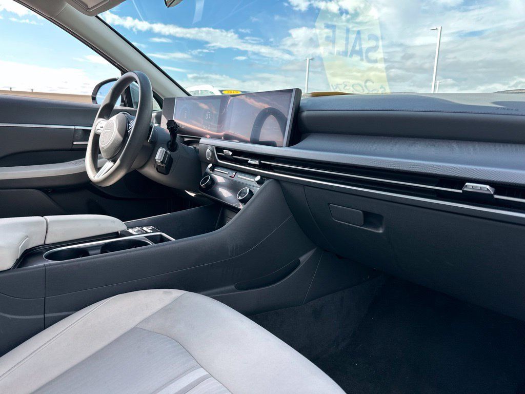 Used 2024 Hyundai Sonata SEL FWD image 22