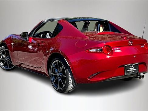 Used 2019 MAZDA MX-5 Miata RF Grand Touring image 4