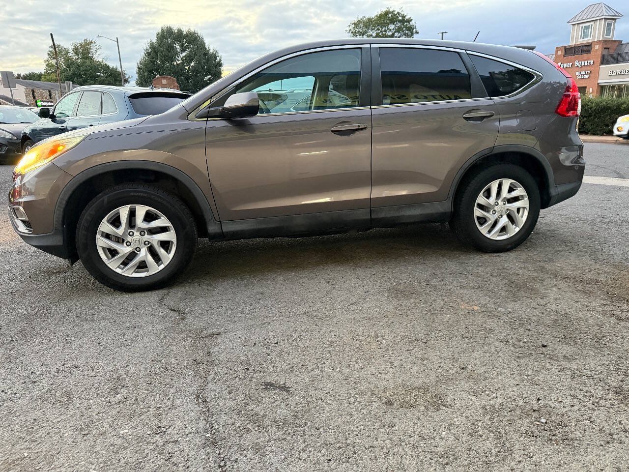 Used 2016 Honda CR-V EX image 3