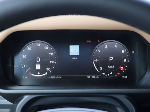 New 2026 Land Rover Defender 110 X-Dynamic SE AWD/4WD image 28