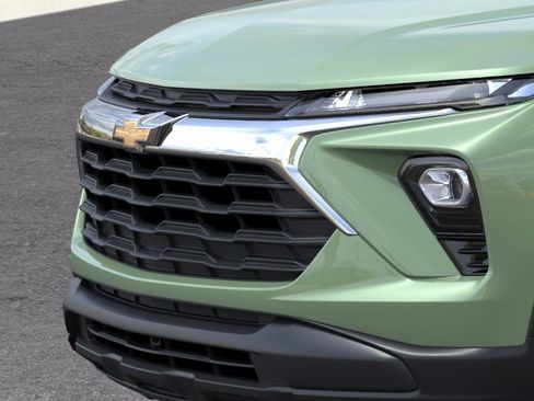 New 2026 Chevrolet TrailBlazer LS w/ LS Convenience Package FWD image 13