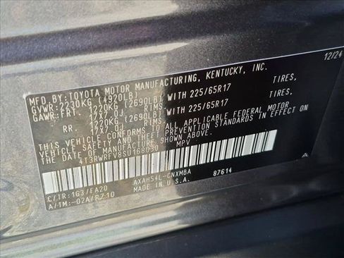 Used 2025 Toyota RAV4 XLE AWD/4WD image 24