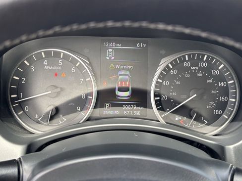 Certified 2023 INFINITI Q50 Luxe w/ Cargo Package RWD image 31