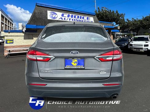 Used 2019 Ford Fusion SE FWD image 7